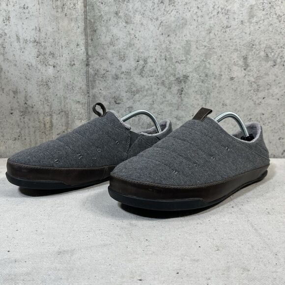 OluKai Mahana Slippers Men’s Size 10 Gray Quilted Brown Leather Slip On Shoes - Picture 1 of 10